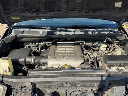 Used 2010 Toyota Sequoia Limited image 15