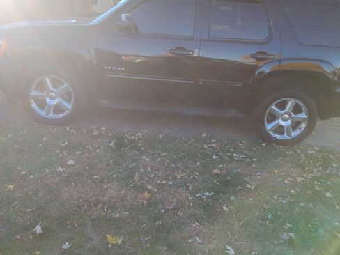 Used 2011 Chevrolet Tahoe LS image 5