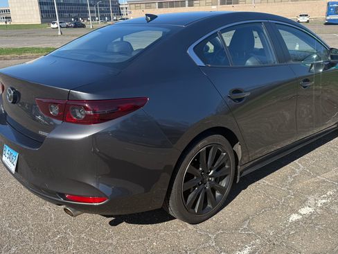Used 2019 MAZDA MAZDA3 AWD Sedan w/ Preferred Package image 5