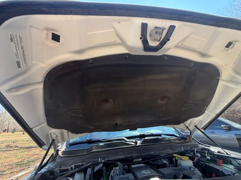 Used 2020 RAM 3500 Laramie image 15