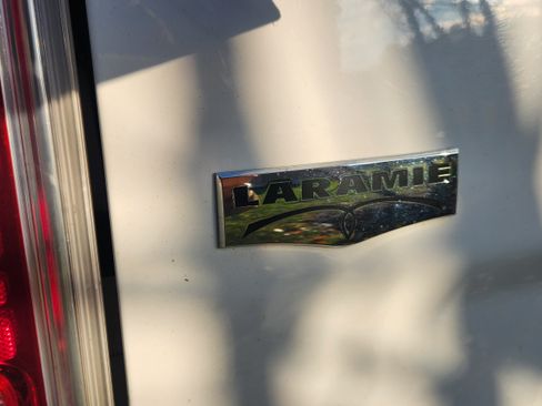 Used 2018 RAM 1500 Laramie w/ Convenience Group image 13