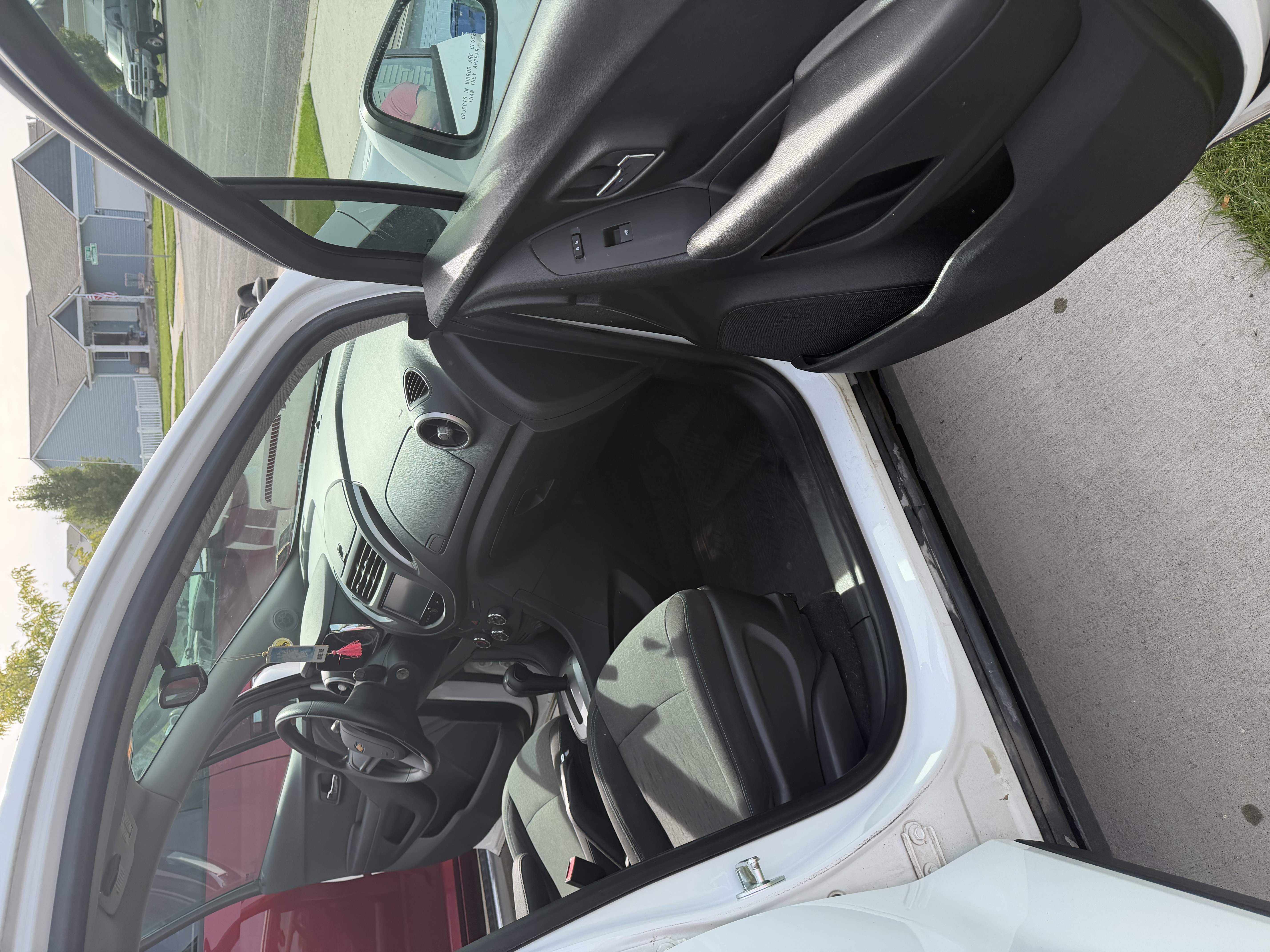 Used 2015 Chevrolet Trax LS w/ LPO, Cargo Package AWD/4WD image 15