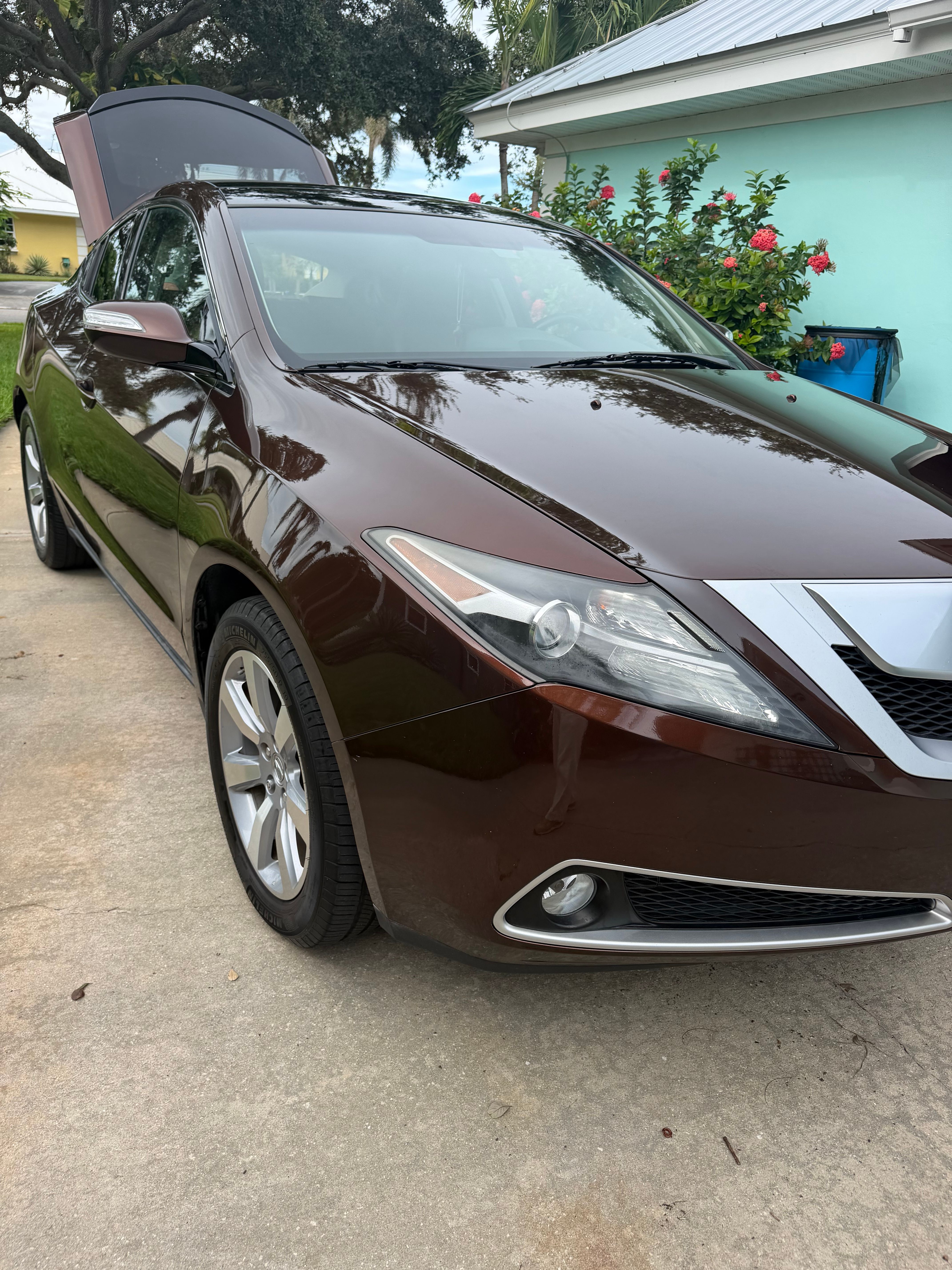 Used 2011 Acura ZDX w/ Technology Package AWD/4WD image 4