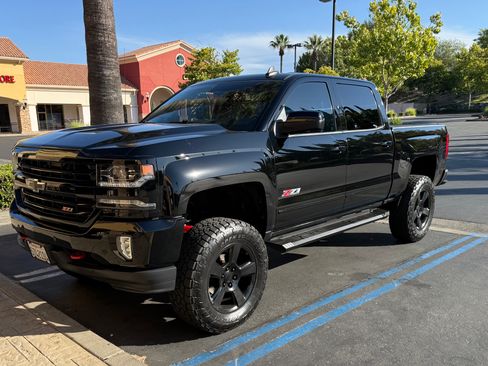 Used 2017 Chevrolet Silverado 1500 LTZ Z71 w/ Midnight Edition AWD/4WD image 1