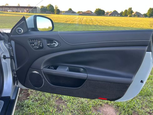 Used 2015 Jaguar XKR R RWD image 15