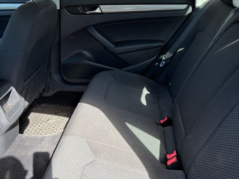 Used 2013 Volkswagen Passat 2.5 S image 5