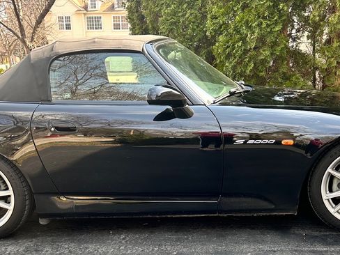Used 2005 Honda S2000 image 5
