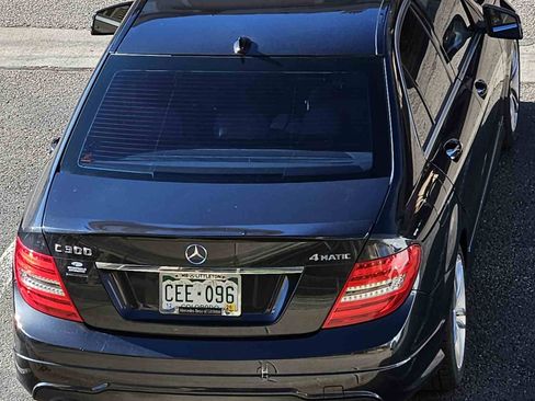 Used 2012 Mercedes-Benz C 300 4MATIC Sedan image 11