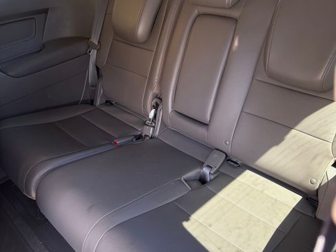 Used 2012 Honda Odyssey Touring Elite image 6