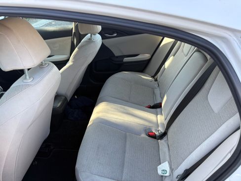 Used 2019 Honda Insight EX image 5