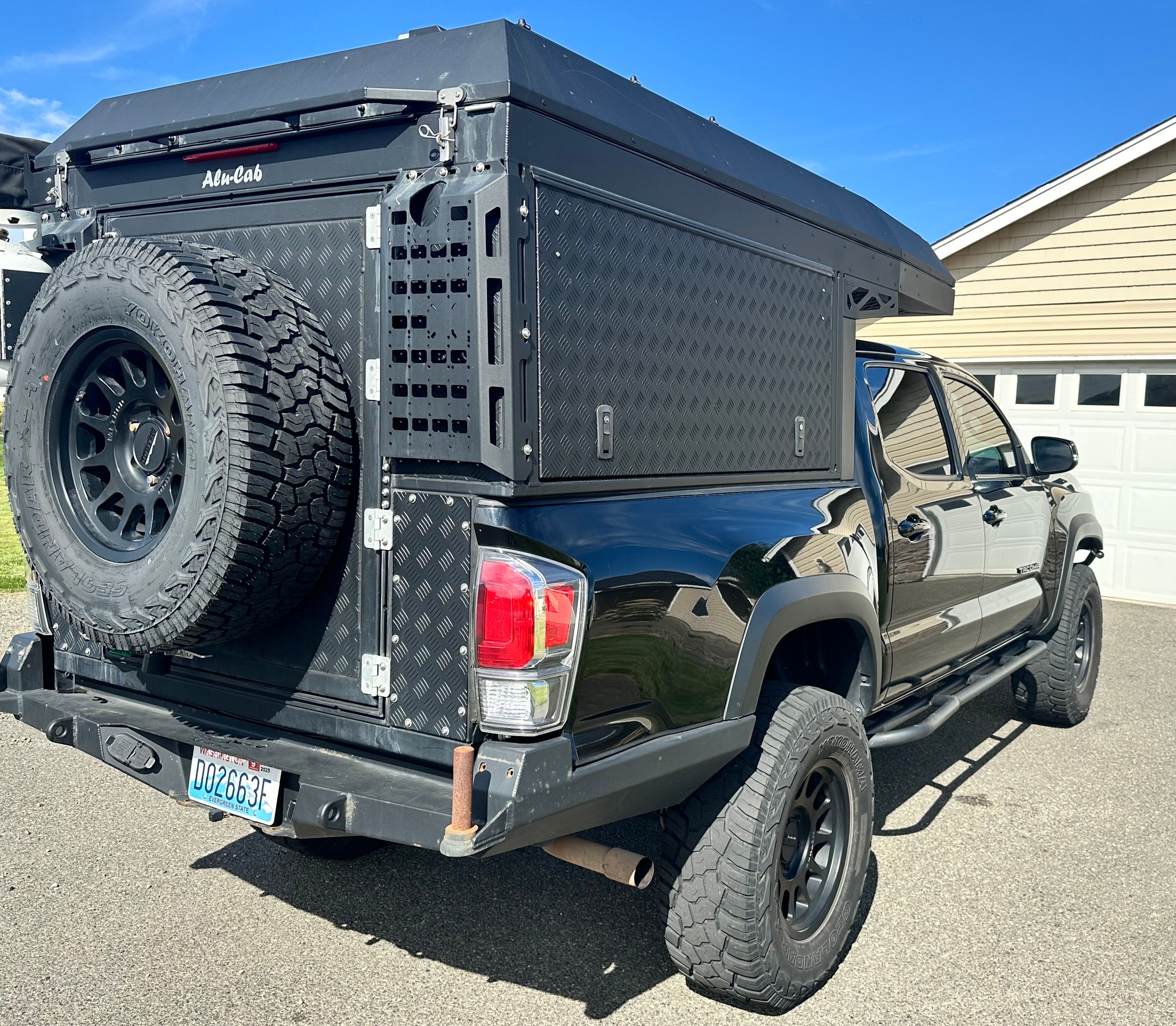 Used 2021 Toyota Tacoma TRD Off-Road w/ TRD Premium Off Road Package AWD/4WD image 55