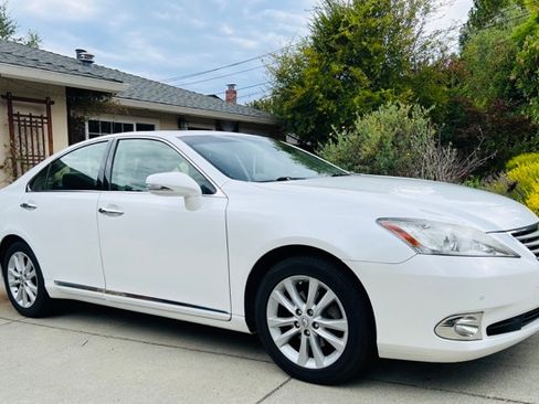 Used 2012 Lexus ES 350 FWD image 2