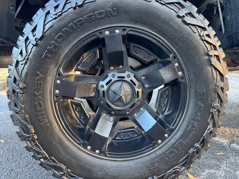 Used 2012 Ford F150 FX4 w/ FX Luxury Pkg image 25