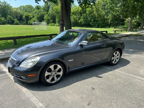Used 2008 Lexus SC 430 Convertible RWD image 8