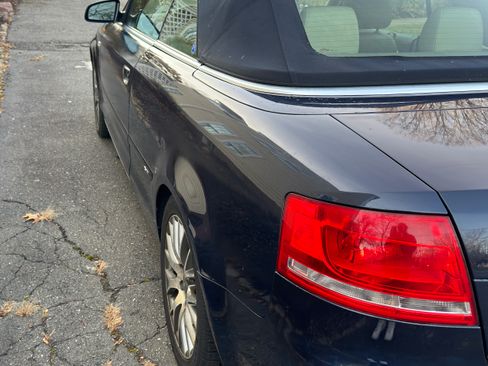 Used 2009 Audi A4 2.0T image 4