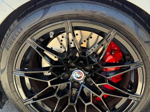 Used 2023 BMW M4 Coupe RWD image 9