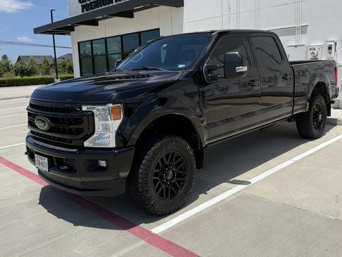 Used 2017 Ford F350 Lariat w/ Chrome Package AWD/4WD image 1