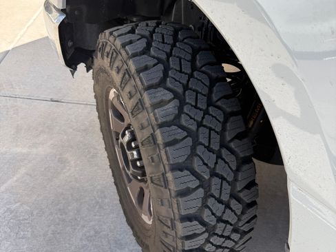 Used 2026 Ford F250 Lariat w/ Tremor Off-Road Package image 2