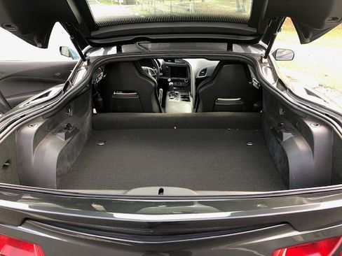 Used 2019 Chevrolet Corvette Stingray Z51 Coupe 2D image 9