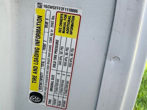 Used 2015 Chevrolet Express 2500 image 10