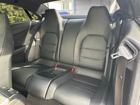 Used 2011 Mercedes-Benz E 550 Coupe image 12