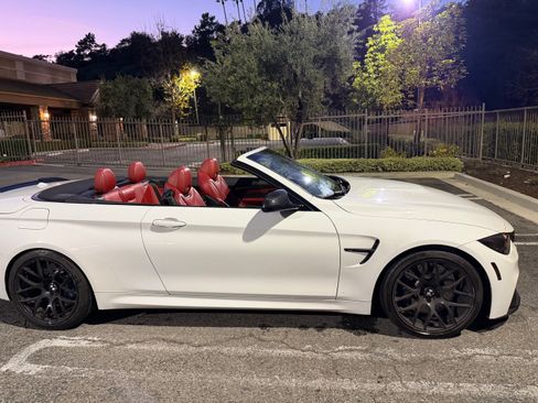 Used 2015 BMW M4 Convertible 2D image 6