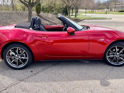 Used 2016 MAZDA MX-5 Miata Grand Touring