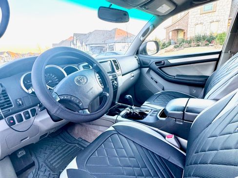 Used 2006 Toyota 4Runner SR5 image 4