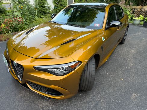 Used 2022 Alfa Romeo Giulia Quadrifoglio w/ Active Assist Plus Package RWD image 1