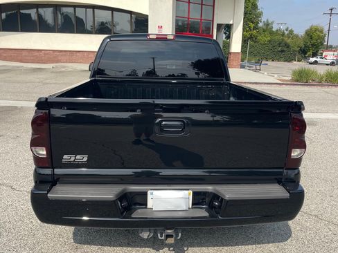 Used 2006 Chevrolet Silverado 1500 SS RWD image 5