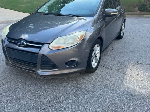 Used 2014 Ford Focus SE FWD image 10