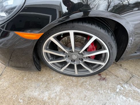 Used 2017 Porsche 718 Boxster image 17