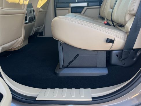 Used 2020 Ford F250 Lariat w/ Lariat Ultimate Package image 18