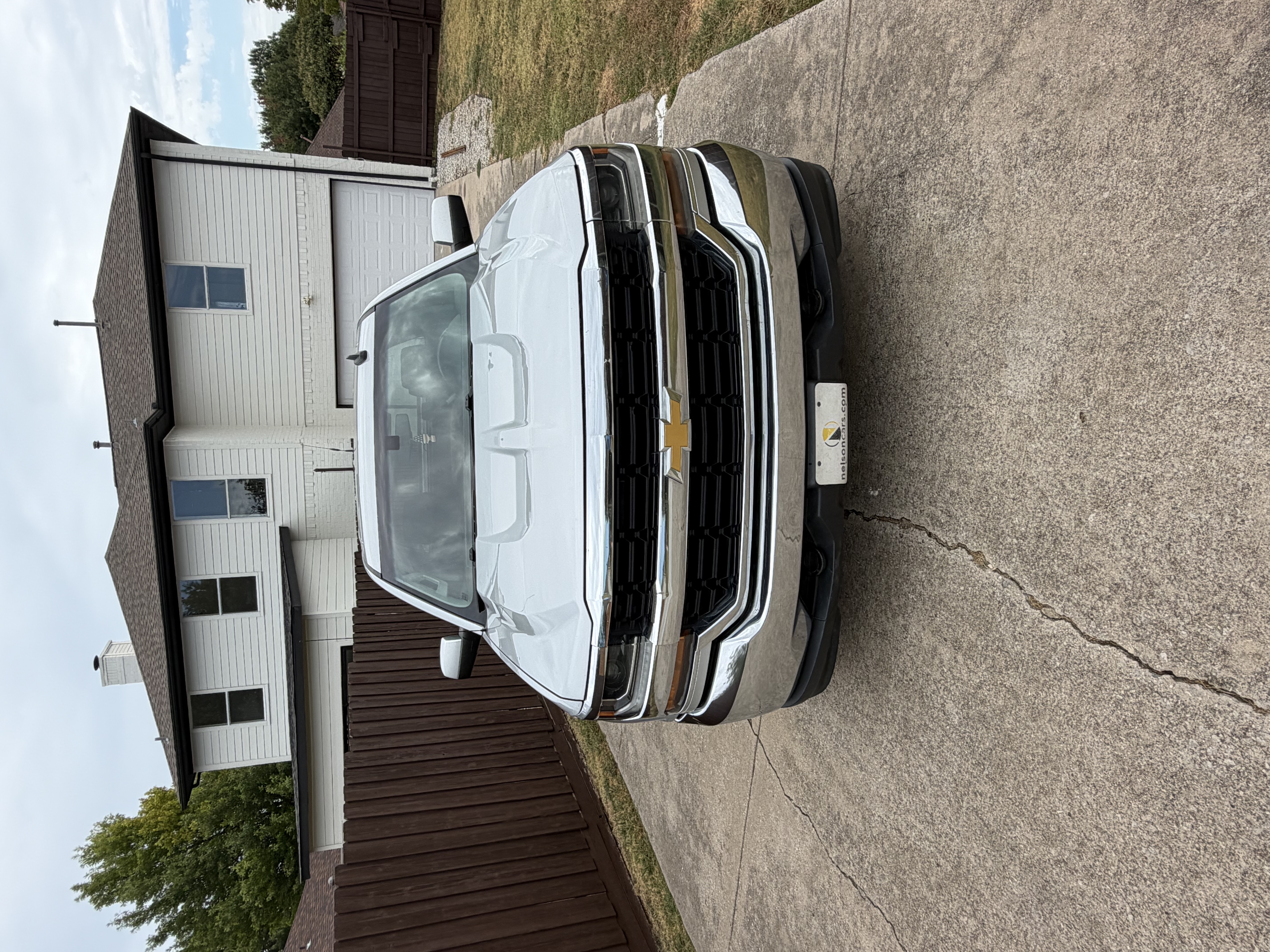 Used 2018 Chevrolet Silverado 1500 LT w/ Trailering Package AWD/4WD image 1