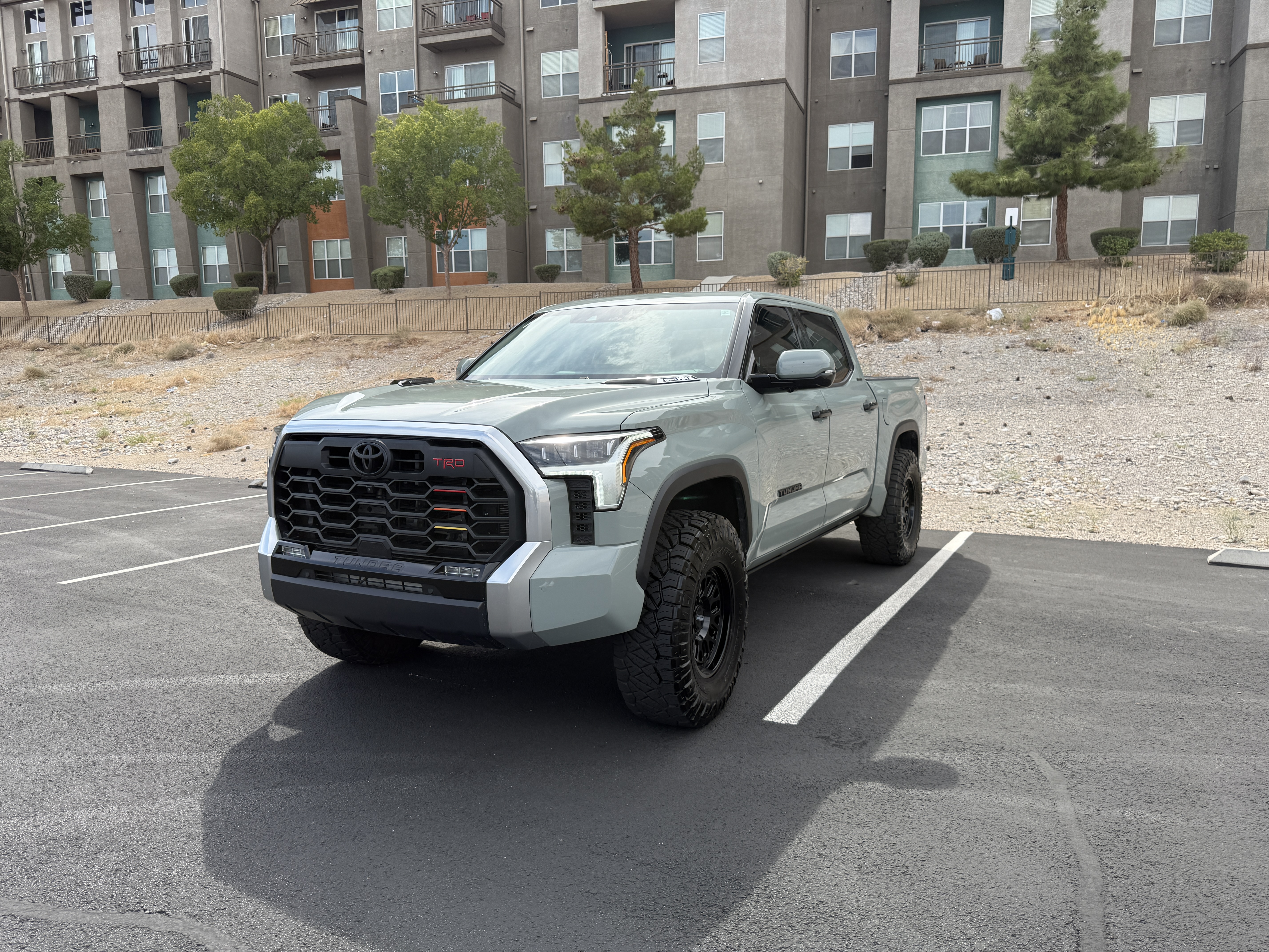 Used 2023 Toyota Tundra Limited w/ TRD Off-Road Package AWD/4WD image 2