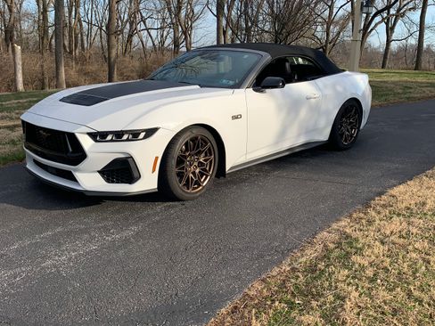 Used 2024 Ford Mustang GT Premium w/ GT Performance Package image 16