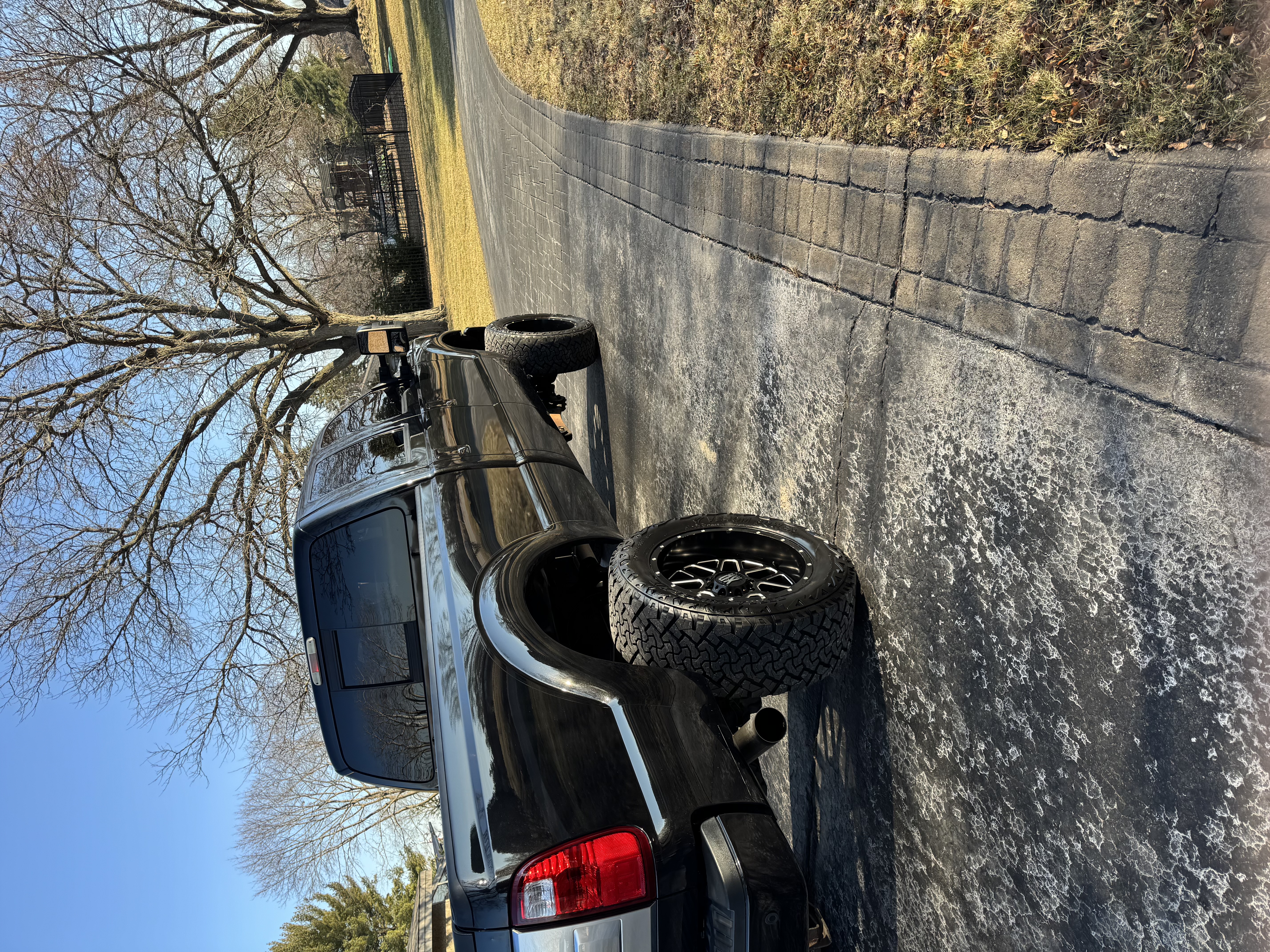 Used 2015 Ford F250 Platinum AWD/4WD image 1