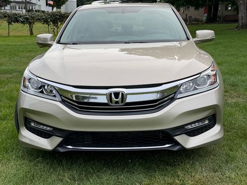 Used 2016 Honda Accord EX-L image 4