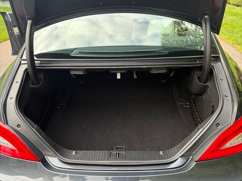 Used 2012 Mercedes-Benz CLS 550 image 16