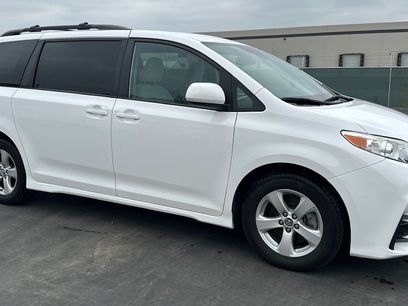 Used 2020 Toyota Sienna LE