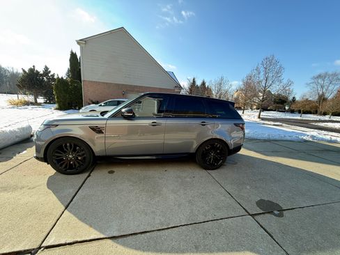 Used 2022 Land Rover Range Rover Sport HSE Silver Edition image 5