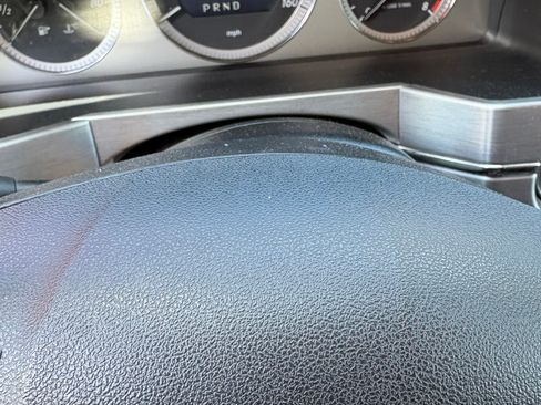 Used 2010 Mercedes-Benz GLK 350 2WD image 8