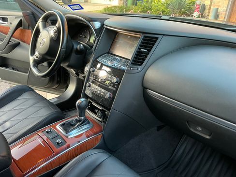 Used 2016 INFINITI QX70 3.7 w/ Premium Package image 5
