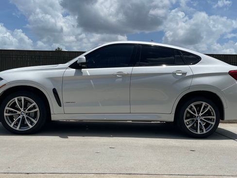 Used 2017 BMW X6 xDrive50i AWD/4WD image 11