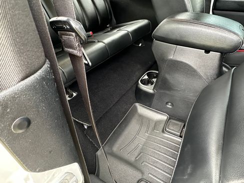 Used 2014 Jeep Wrangler Rubicon image 27