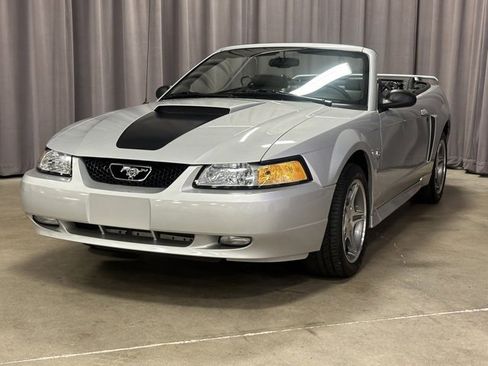 Used 1999 Ford Mustang GT image 1
