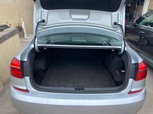 Used 2016 Volkswagen Passat 1.8T SE image 8