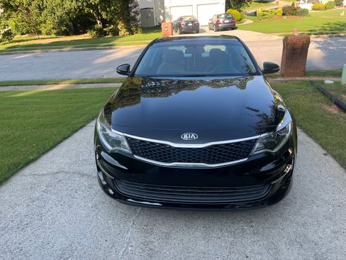 Used 2016 Kia Optima LX FWD image 8