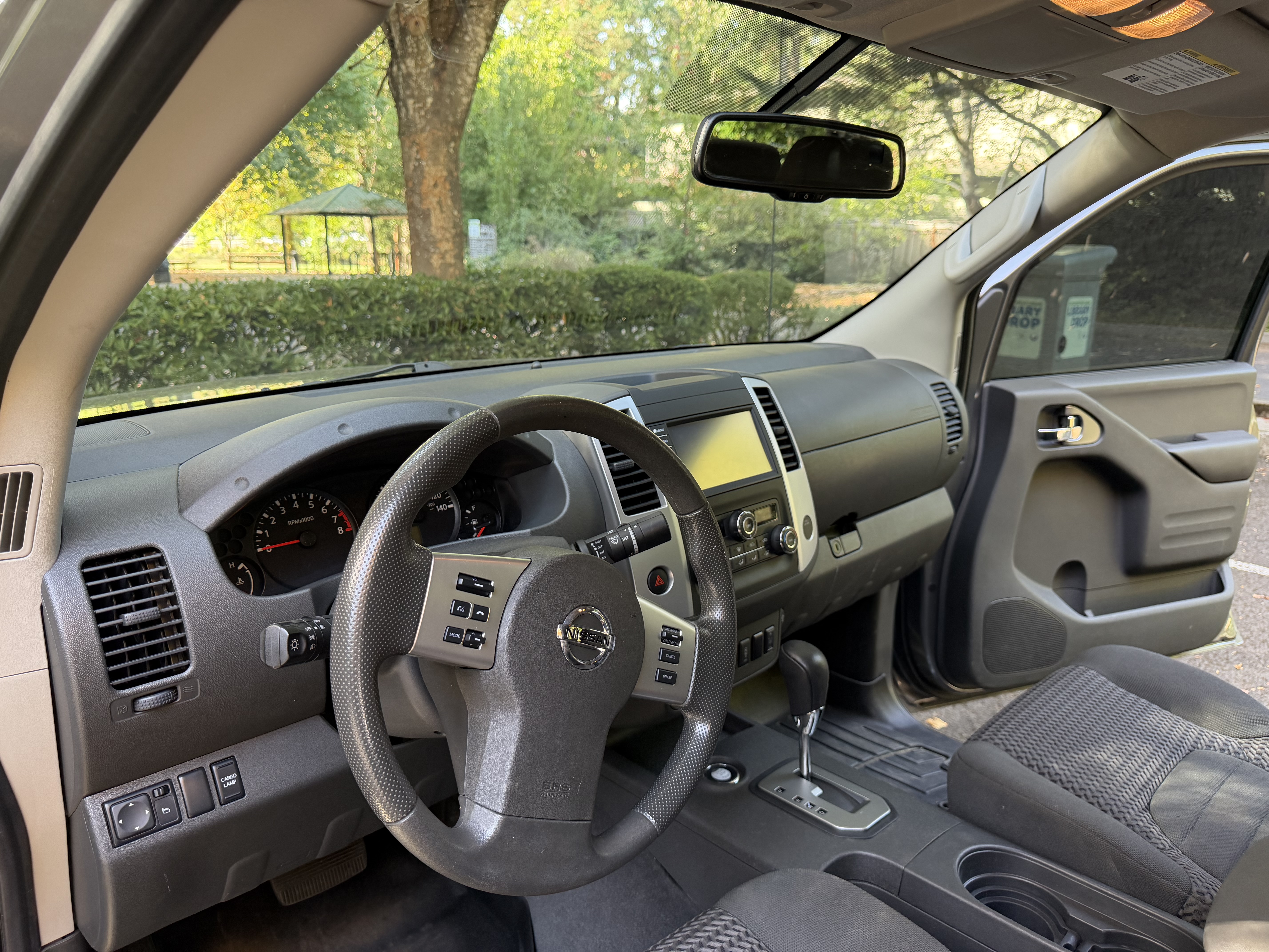 Used 2021 Nissan Frontier SV RWD image 5