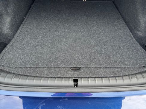 Used 2018 BMW M550i xDrive image 12